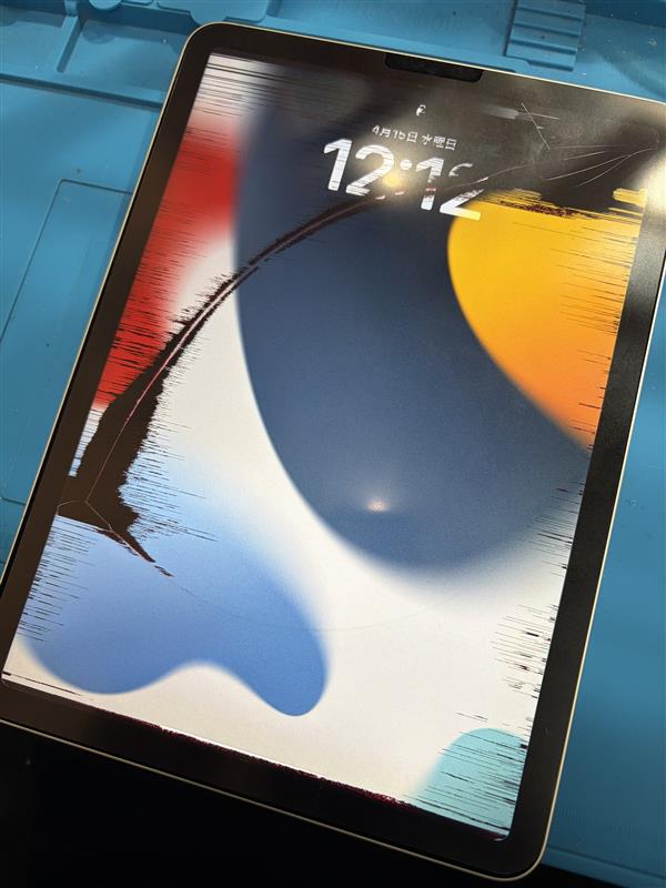 iPad Air5の画面交換をさせていただきました【スマホ修理工房池袋P'パルコ店】